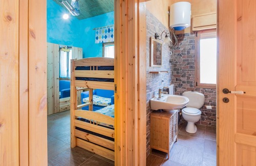 Noto Villa | "Laura's Cottage" with pool, parking and wi.fi
