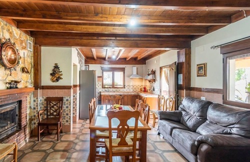 Niguelas Villa | Laurel Y Romero Nigüelas by Ruralidays