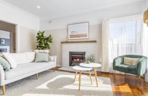 Kyneton Apartment | Lauriston Charmer