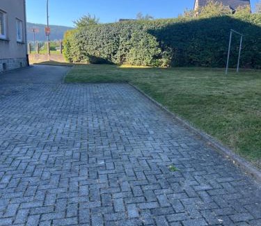 Lauter Apartment | LauterLiebe Apartment I WLAN I Küche I Stellplatz I Zentral