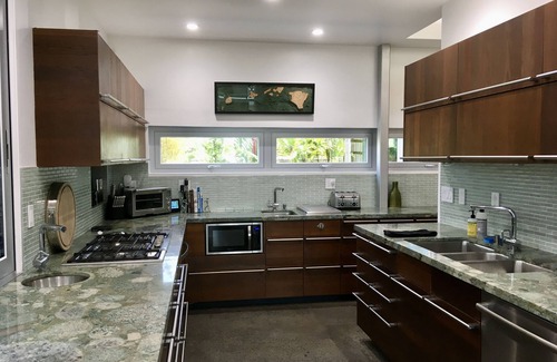 Puna Palisades Villa | Lava Flow House Pool Ocean View Kehena Beach w A/C