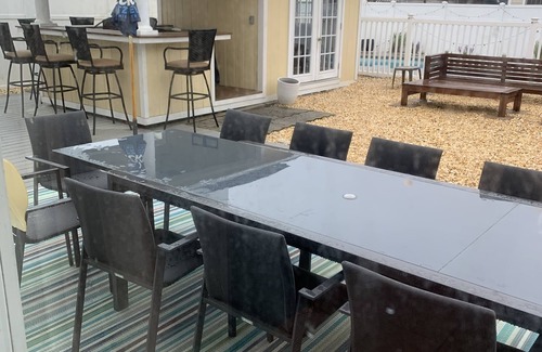 Ortley Beach House | LAVALLETTE SHORE HOUSE 7Bedrooms.POOL available June 21-28 and July 12-19