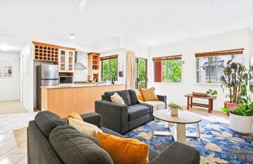 Cairns North Apartment | Lavender Lakes - Resort Style Living
