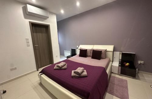 Bugibba Apartment | Lavender Suite