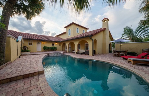 Florida North Atlantic Coast Villa | Lavish Mediterranean Villa With Direct Ocean Access