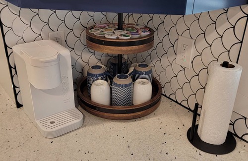 Motley House | Lavish Renovated Lake Home on Shamineau - HIGHLY RATED!