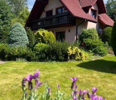 Brenna House | LAWENDOWA PRZYSTAŃ - dom nad rzeką - Brenna, 10 osób, ogród, plac zabaw