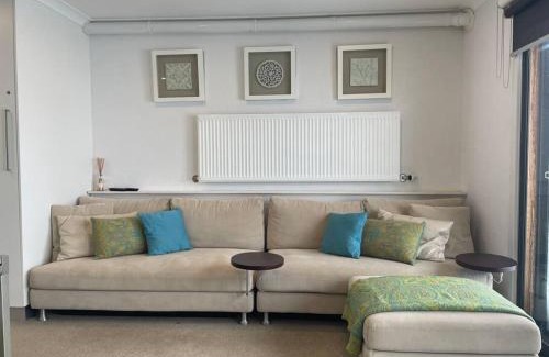 Hotham Heights Apartment | Lawlers 42
