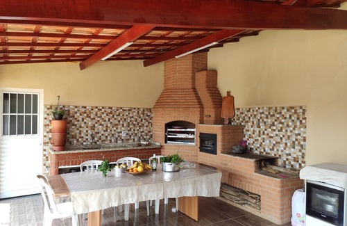 Ibiuna House | Lazer e Descanso ao seu Alcance | Próx. ao Roteiro do Vinho