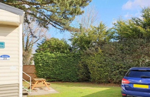 Hamworthy House | Lazy Bear Holidays - Arne View