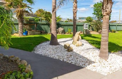 Bay of Plenty Region Cottage | Lazy days beach front cottage