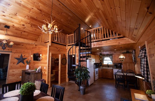 Brookville Cabin | Lazy Days Cabin at Kanopolis Lake