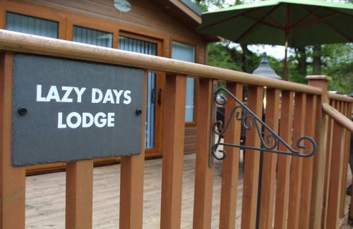 Dollar House | Lazy Days Lodge