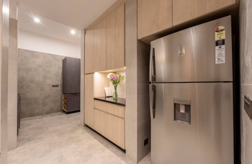 Nerul Villa | Lazy Duck - 4bhk w Elevated Pool 3km to the Beach