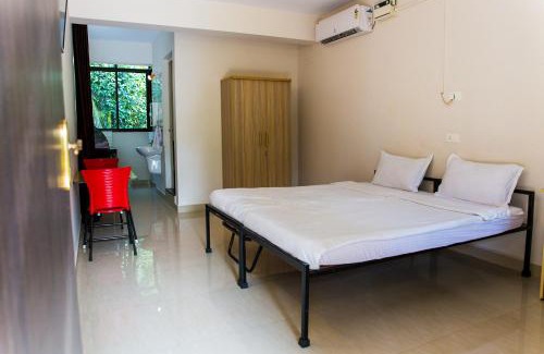 Carmona House | Lazy Frog Guest House