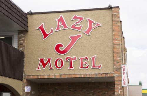 Claresholm Hotel | Lazy J Motel