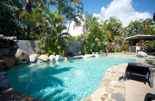 Port Douglas Hotel | Lazy Lizard Motor Inn