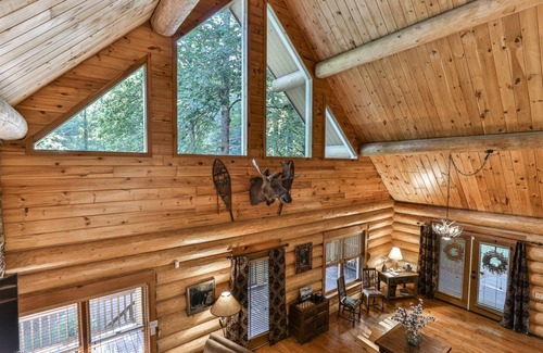 Ellijay Cabin | Lazy River | Ellijay, GA