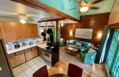 Old Town House | Lazy River Pool, Enchanting Garden, Old Town Key West, Free WiFi, Bikes & Parkin