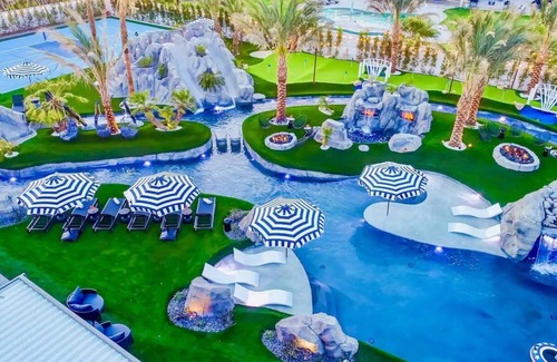Anastacia House | Lazy River Resort!Theater,Pickleball,GameRM, SLPS25+