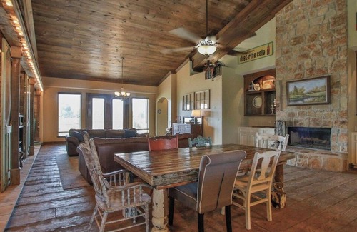 Cypress House | Lazy River Retreat in northwest Houston