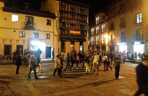 Old Town Apartment | LEÓN SUITE Urban Studios