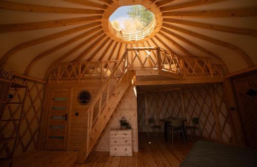 Tropie Other | Leśny krąg