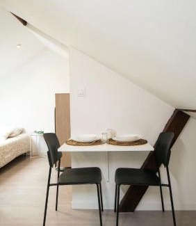 Mulhouse Apartment | # Le 5 # Beau Studio rénové, tout équipé, au calme, Mulhouse centre