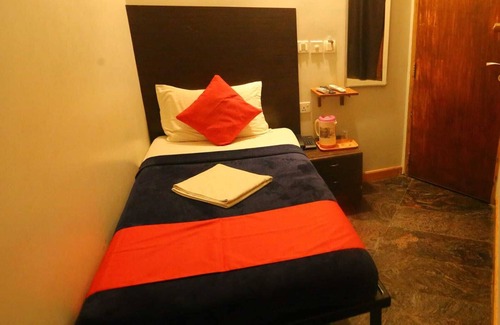 Kuilapalayam House | Le Apex Guest House