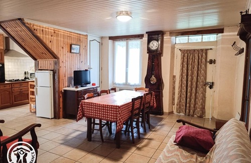 Biars-sur-Cere House | Le Bord de la Cère - BIARS-SUR-CERE