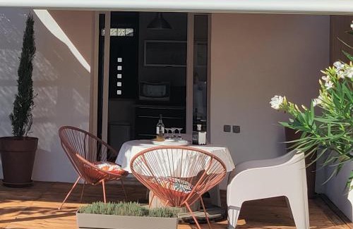 Conques-sur-Orbiel House | LE CELESTHYM - SPA Privatif