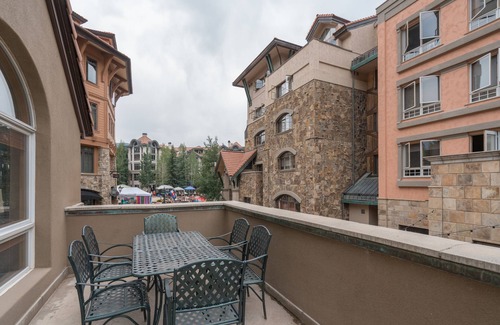 Mountain Village Condo | Le Chamonix D by AvantStay | In Mountain Village, Close to Gondola & Skiing