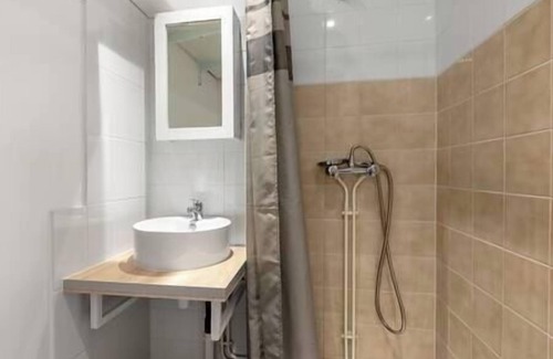 Marengo - Jolimont Apartment | Le Champs Elysées - 2 steps from the station