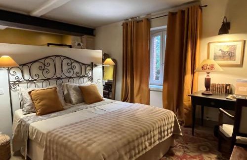Issus House | Le Clos de Mara