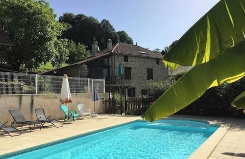 Sainte-Colombe House | Le Clos Marie - Grand Gîte Rural