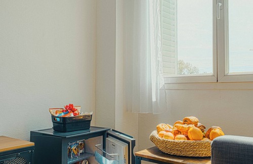 Villeurbanne Apartment | Le cocon, accommodation for 6 people + 1 baby in Villeurbanne near Lyon