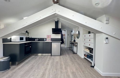 Saint - Aubin - Dupuy Apartment | Le Columbus - 2p - Métro/Centre