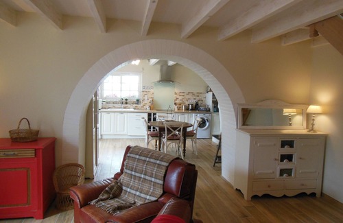 Becheresse House | Le Cottage Ensoleillé, classified 4 stars, Vineyards and Family friendly !