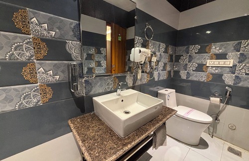 Bareilly Hotel | Le Cypress - Bareilly