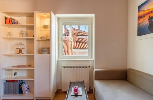 Muggia Condo | Le Finestre apartments - on the harbour