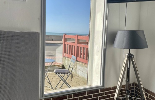 Le Treport Apartment | Le Front de mer - bright studio esplanade Mers