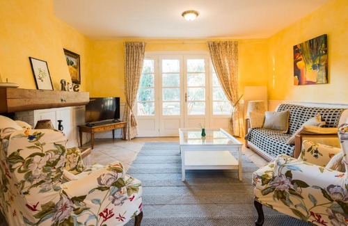 Castelnau-d'Aude Apartment | Le gite de la closerie des iris
