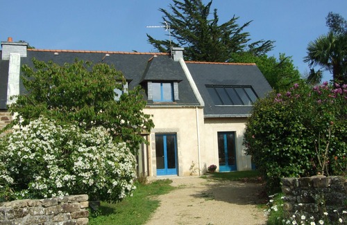 Baden Cottage | "Le Grand Gite", Gîte de la Touline, on the GR 34, 600 m from the Gulf of Morbihan