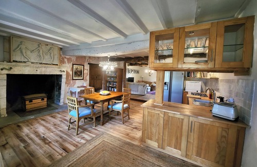 Celles Cottage | Le Grenier, a charming gîte on the side of a hill. Stunning views, stunning pool