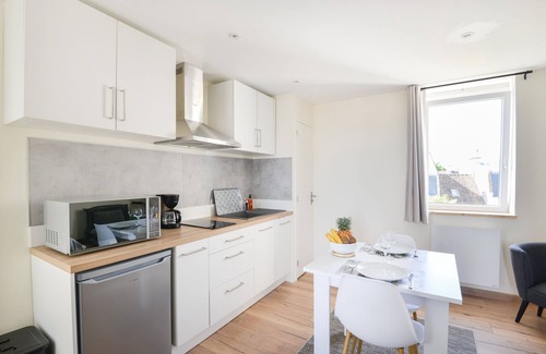 Bernieres-sur-Mer Apartment | Le Haut de la Roseraie - Studio 3p avec vue mer