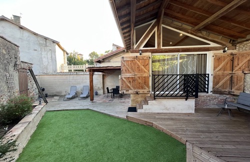 Lombez House | Le jardin secret Gîte&SPA 4*, relaxation in the heart of the Gers