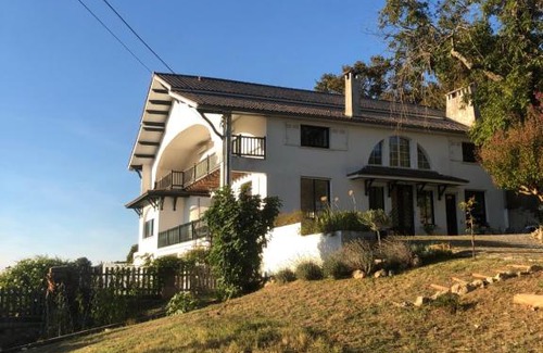 Cadillac Apartment | Le logis de Colette Gîte indépendant dans grande villa