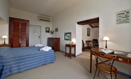 Saint-Paul-d'Espis Hotel | Le Manoir Saint Jean