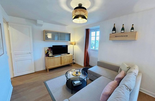 Reims City Centre Apartment | Le Millésime Carnot | Cathédrale