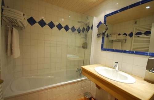 Sainte-Foy-Tarentaise Hotel | Le Monal